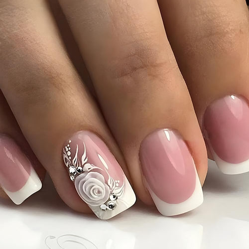 Hand - crafted, quick, self - service nail art